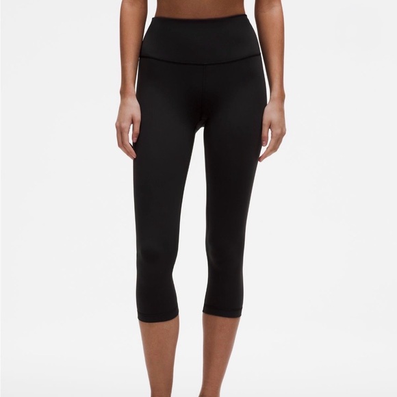 lululemon athletica Pants - Lululemon black leggings crop 21